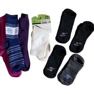 Lot of Woman’s Socks 8 pairs